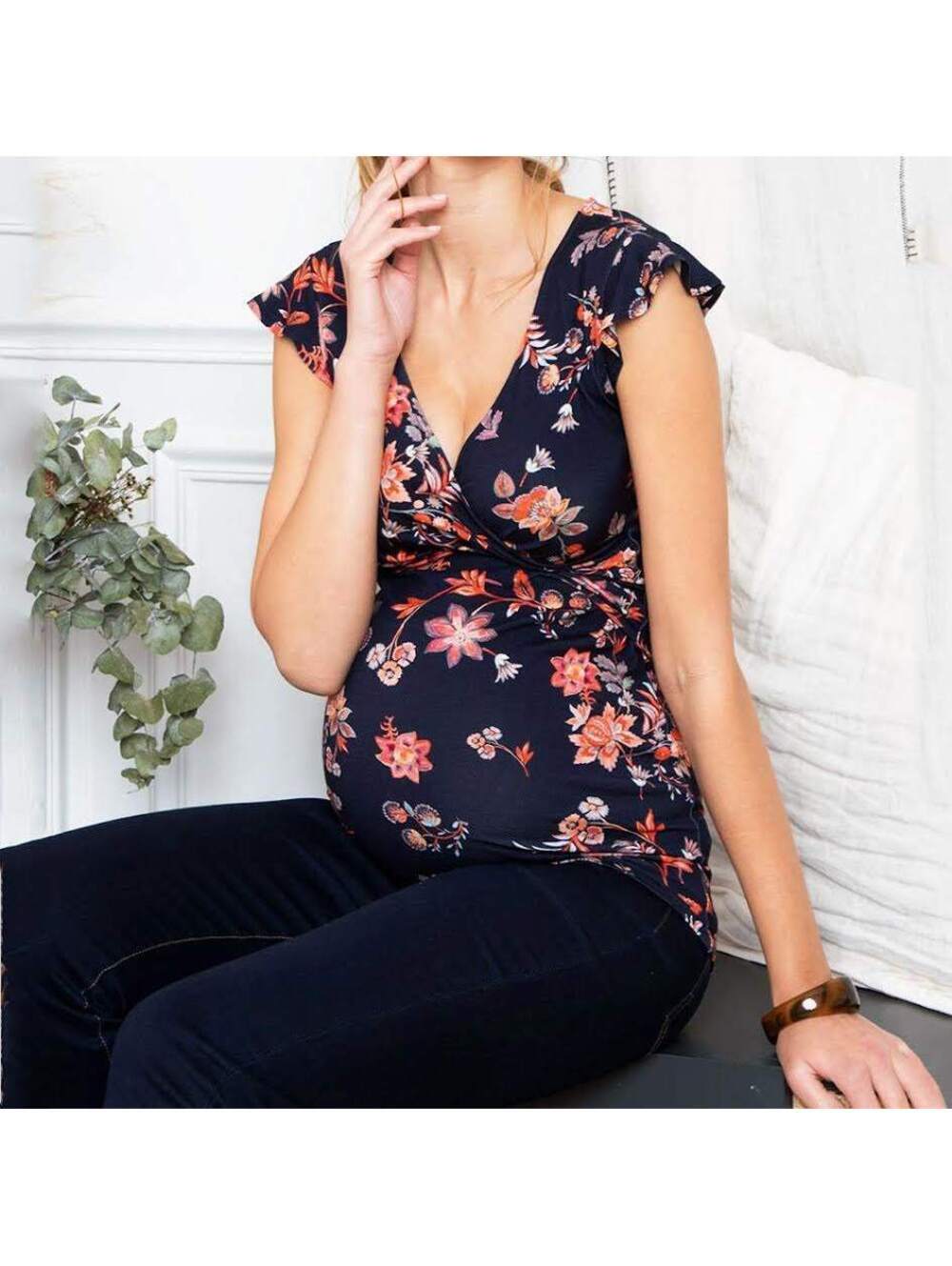 Savi Mom Maternity & Nursing Floral Wrap Top – New With Tags